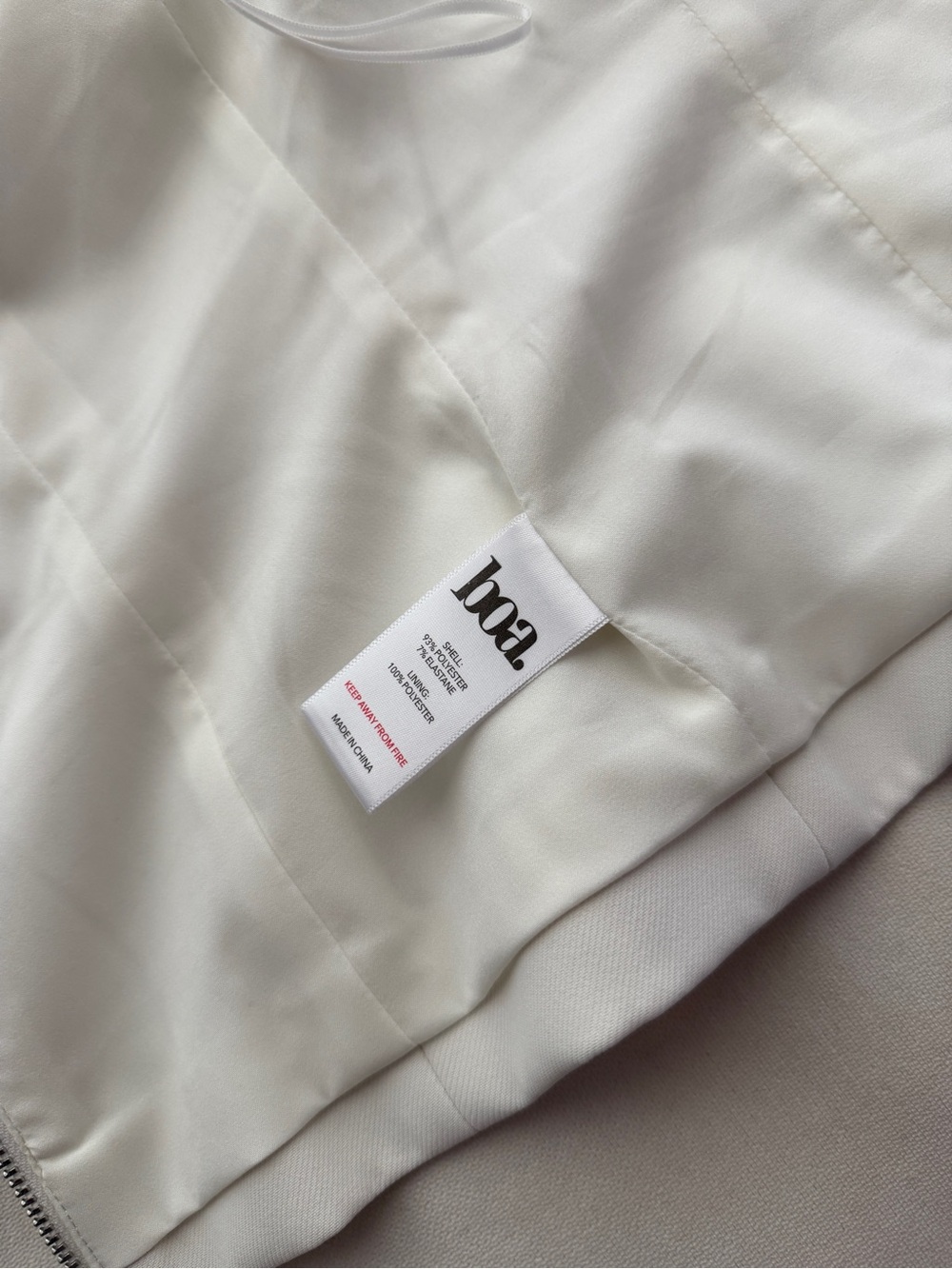 Because of Alice Effortless Tailored Halter Bodice Top - Picture 6 of 9
